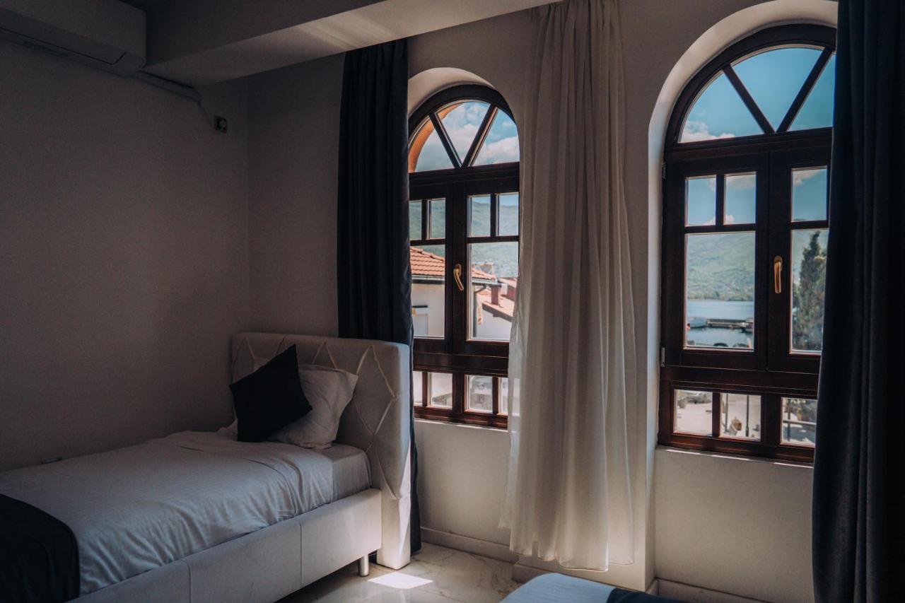 Hotel Lihnidos Delago 奥赫里德 外观 照片